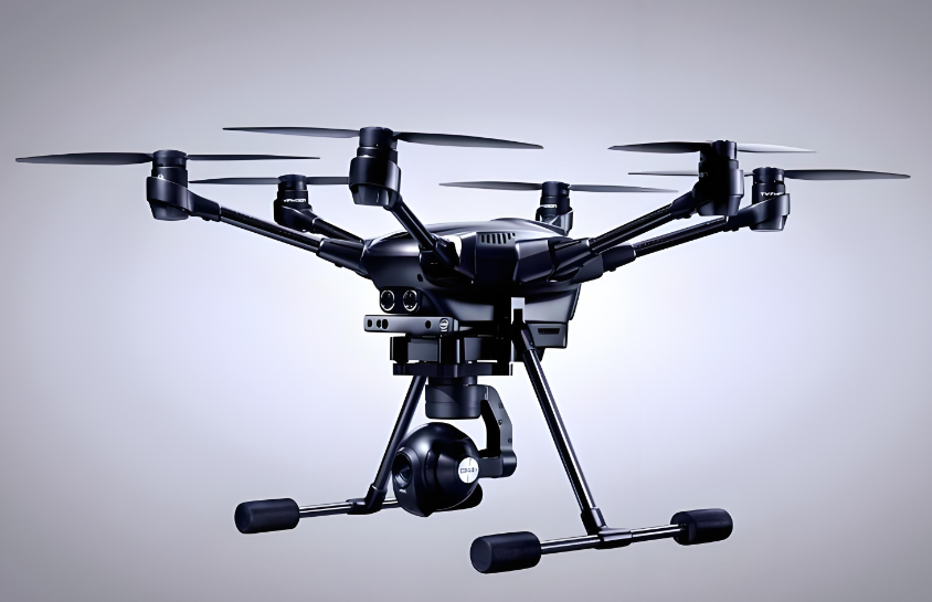 现代化工业厂房外景,蓝白相间建筑风格,宽敞明亮车间环境,整齐排列生产设备,体现企业规模实力